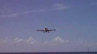 Almost hit by a Airbus St Maarten [upl. by Violet332]