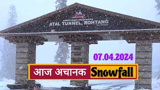 Today suddenly Snowfall Near Atal Tunnel Manali [upl. by Seigler]