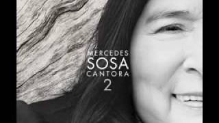 Mercedes Sosa Cantora 2  Misionera con Luiz Carlos Borges [upl. by Lindahl]