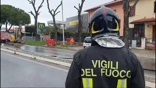 San Giovanni in Marignano Famiglie evacuate per rottura a conduttura del gas [upl. by Anavahs174]