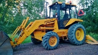 James 52 D4 Backhoe Operating Loading Digging  Kaivurikuormaaja ajossa [upl. by Teece]