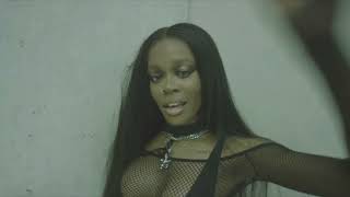 Azealia Banks Miss Camaraderie Bon Vivant Remix Official Video in HD [upl. by Aned818]