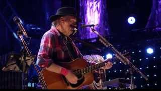 Neil Young  Blowin in the Wind Live at Farm Aid 2013 [upl. by Seligmann]