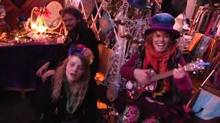 Wondering thru the Glastonbury Frost Fayre Part 1 Nov 25 2017 [upl. by Inahs]