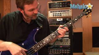 How to play a D note on bass guitar [upl. by Gnap]