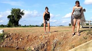 Amazing Fishing In battambang  How To Catches Fishs  Beautiful Girl Fishing part 214 [upl. by Orian]