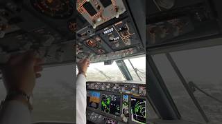 How to land smoothly airbus boeing pilot autopilot navigation atc cabinecrew airport jobs [upl. by Thaxter]