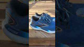 Brooks Glycerin 21 shorts running runningshoes [upl. by Nnav]