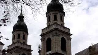 Jesuitenkirche Innsbruck  Schützenglocke e° [upl. by Shugart415]