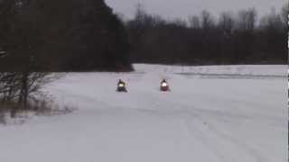 Ski Doo MXZ 500 vs Polaris Super Sport 550 [upl. by Oivat]