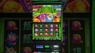 25 Spins Huff N Puff With A New Country Song Idea Slots Gambling [upl. by Tewell457]