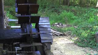 Experimentelle Archäologie die Mühle in Guédelon [upl. by Ailiec395]