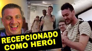 O jornalista Sergio Tavares é recepcionado como herói no aeroporto em Lisboa [upl. by Nednal]