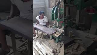 Sawing Indian Rosewood Dalbergia Latifolia [upl. by Eanahs575]