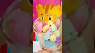 Bubble Bath Fizzy Bubbles Daniel Tiger’s Neighbourhood Doll [upl. by Ancier]