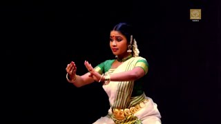 Mohiniyattam Basic Steps for Beginners  Adavus  Tha Ganam  Gopika Varma [upl. by Nylhsa]