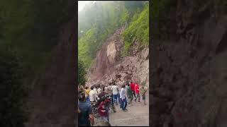 Stone Shooting At Rajouri Khwas Road [upl. by Obediah]