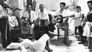 Italian Traditional Music Puglia Pizzica de Focu [upl. by Sigfrid]