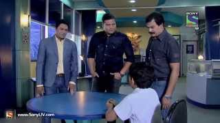 CID  च ई डी  Pied Piper  Episode 1154  15th November 2014 [upl. by Eocsor884]