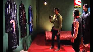 Adaalat  Bengali  Murder of Madan quotJoker quot in the Circus  Episode 11 [upl. by Waldman336]