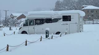 AUTOCARAVANA Atrapados en la nieve [upl. by Gorski951]