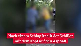 Das sagt der junge Schläger Video zeigt brutale SchulhofSchlägerei [upl. by Nameloc229]