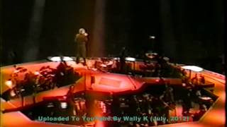 Neil Diamond opens with quotBeautiful Noisequot Followed by quotCan Anybody Hear Mequot Live Hartford 1999 [upl. by Ogait321]