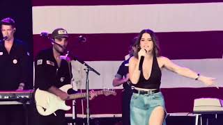 Maren Morris “The Middle” 🇺🇸742024🇺🇸 Willie Nelson’s BBQ Camden New Jersey [upl. by Hnirt]