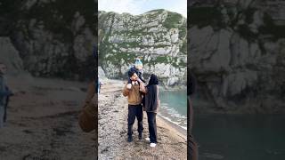 “Exploring Durdle Door a stunning limestone arch on England’s Jurassic Coast 🌊 durdledoor [upl. by Ahsiyn]