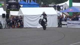 BMW MOTORRAD DAYS JAPAN 2014  Hakuba47 クリス・ファイファー スタントライディングショー [upl. by Audrit]