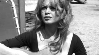 Brigitte Bardot  Cest Une Bossa Nova [upl. by Karmen]