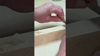 So kannst DU auch HOLZ HOBELN Abziehklingewoodworking wood diy art altholz [upl. by Cobbie25]