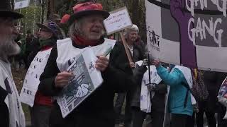 Le Gang des Vieux en Colère à la manif non marchand du 7 novembre 2024 [upl. by Aizahs679]