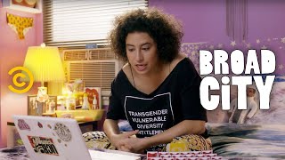 Guess Who  Extended  Hack Into Broad City [upl. by Kele685]