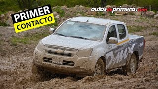 Nueva Chevrolet DMax 2019 en Colombia  Primer Contacto en el barro [upl. by Jacinta]