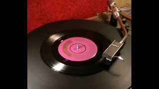 Bert Weedon  Theme From ITVs 64000 Question  Twilight Theme  1956 45rpm [upl. by Godden]