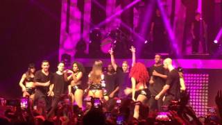 Anitta  Movimento da Sanfoninha  Vivo Rio Anitta convida Maluma 29042017 [upl. by Yerga]