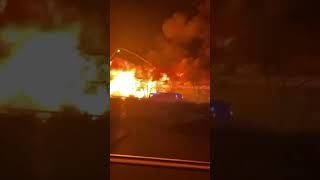 Explosion bei Großbrand in AutomobilIndustrie 💥🔥 shorts [upl. by Petersen275]