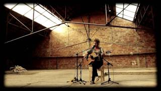 SELAH SUE  Raggamuffin FD acoustic session [upl. by Guibert]