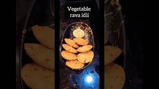 Baccho k tiffin ki bast recipe😋 vegetable ravaidli recipe vegetableidli ravaidli idli healthy [upl. by Steinway]