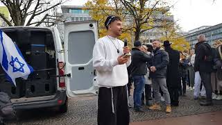 05112023 Berlin Chaim Sonnenfeld amp Yehuda Teichtal sprechen auf ProIsraelDemo Wittenbergplatz [upl. by Neeham]