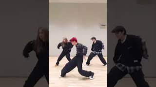 YEONJUN amp HUENING KAI amp BAHIYYIH Kep1er Gum Yeonjun Challenge 연준 껌 챌린지 [upl. by Bilat]