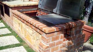 BARBACOASLUNACOM  Brick Pork Oven II LECHONERA [upl. by Coughlin349]