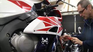 Honda CBR1000RR  Fireblade  SC57  Kupplungswechsel [upl. by Mackay589]