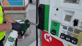 How to Quickly Clean Diesel and Fuel Off a Gas Pump [upl. by Arezzini]