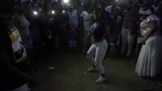 GARIFUNA HONDURAN GIRLS DOING HONDURAS GARIFUNA PUNTA DANCE IN THE PARK [upl. by Bruni]