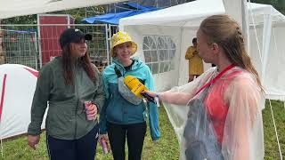 Szene Openair Die FestivalOutfits bei Regen [upl. by Jensen543]