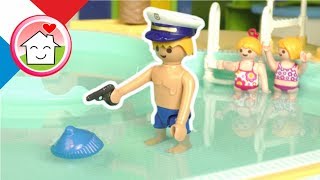 Playmobil police en francais Overbeck au parc aquatique  Famille Hauser  Jouets pour enfants [upl. by Aisile692]