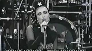 Siouxsie and the Banshees  The Last Beat Of My Heart Live 1991 [upl. by Littell]