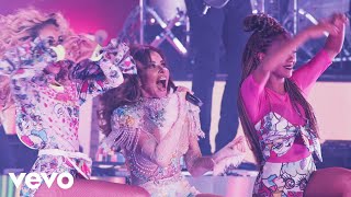 Gloria Trevi  Popurrí Candy Crush En Vivo Desde La Arena Ciudad De México [upl. by Rech]